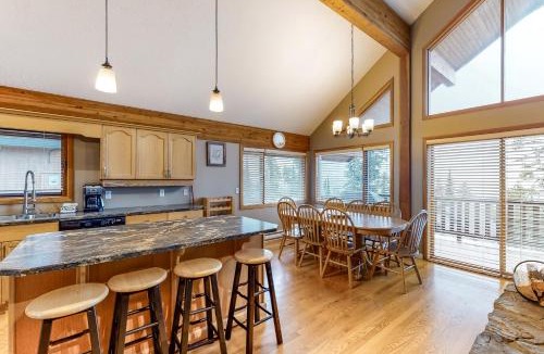 Snow Pine Estates Ski Chalet | Powder Paradise