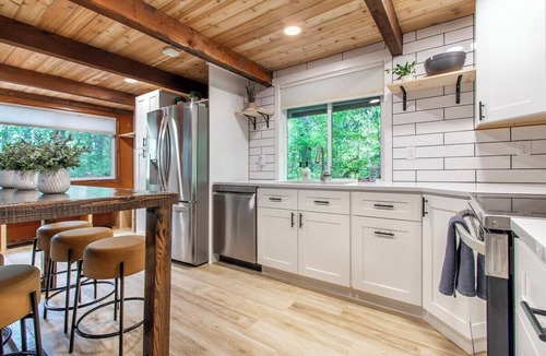 Packwood Cabin | Powder to the People