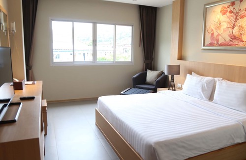 Ko Phi Phi Resort | PP Charlie Beach Resort