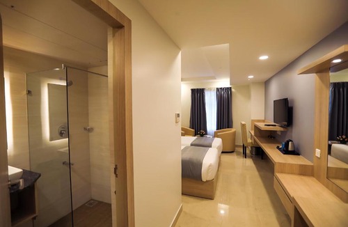 Kelambakkam Hotel | PP Residency