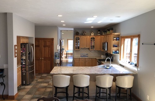 West Barnstable House | PPP Peaceful, private with a pool! House on a Hill in a quiet neighborhood.