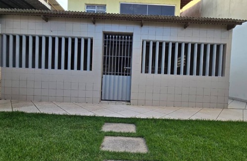 Santa Ines House | Practical and cozy house in Vila Velha (2 guests)