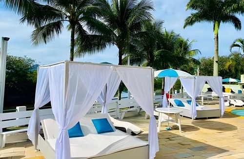 Camboinhas Apartment | Praia de camboinhas com piscina