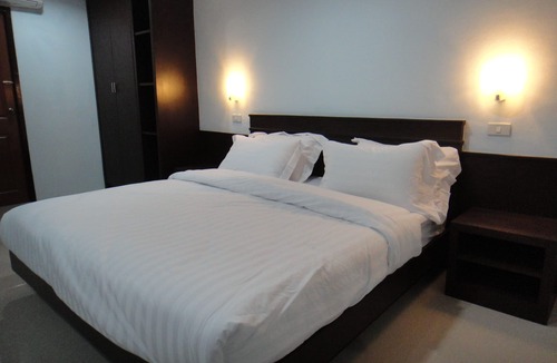 Ban Luam Hotel | Prajak Inn