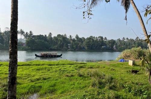 Kanjiramattom House | Pranayakulam Kerala Village Riverside Retreat