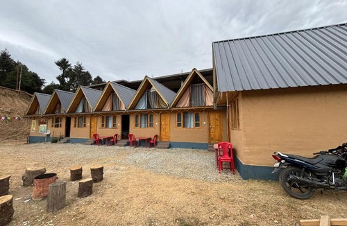 Mandi House | Prashar valley mud house