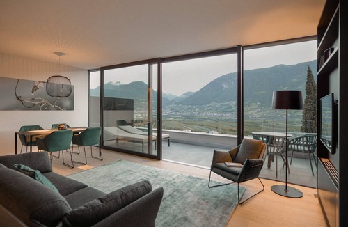 Merano Apartment | Pratenberg Apartment Weite Penthouse with Mountain View, Sauna & Rooftop Saltwater Pool