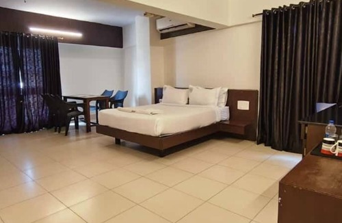 Manipal Hotel | PRATHAM INN BY DOWNTOWN HOTELS