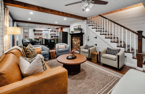 Chaplin House | Prather Ridge Estate · Bourbon Trail · 6BR · Pickleball · Hot Tub · Sauna