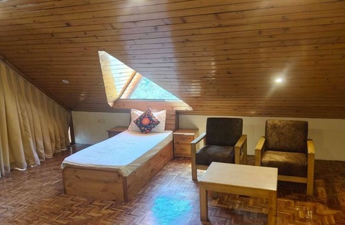 Manali Hotel | Pravara Cottages