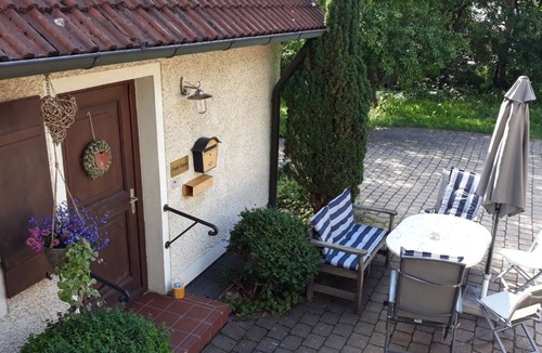 Westheim Apartment | Praxis Löwenzahn, former agricultural practice in the Franconian Lake District