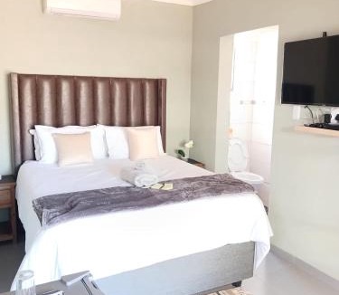 Zeerust Bed & Breakfast | Precious Estates Pearls