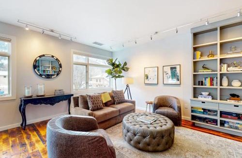 Jackson Apartment | Precious Pearl