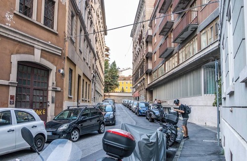 Trieste City Centre Apartment | Precious Room with Private bathroom ★Persian Blue ★Wifi