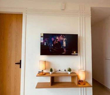 DLF Phase 5 Apartment | Prema Stays Luxury Studio with Balcony