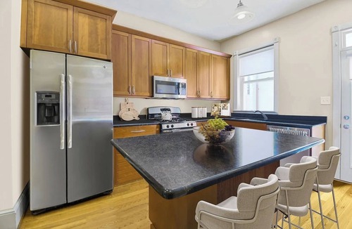 Georgetown House | Premier 5BR Historic Victorian Townhouse