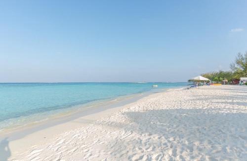 Gulhi House | Premier Beach