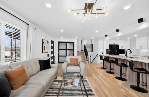 Bel Aire House | Premier home. Open floor plan. Between Denver & Mtns. 3 bed 3.5 bath