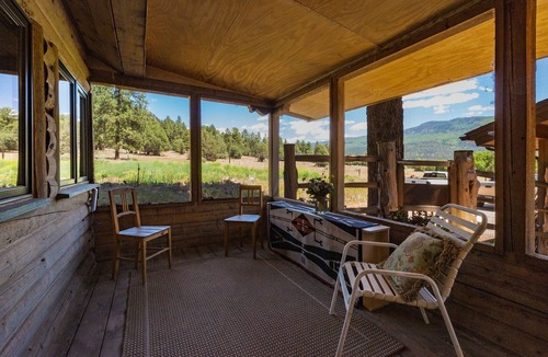 Durango Cabin | ⭐️Premier Host - Serene cabin, the best amenities, north end of James Ranch