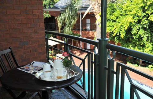 Greater Johannesburg Metropolitan Area Hotel | Premier Hotel Falstaff
