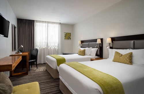 Greater Johannesburg Metropolitan Area Hotel | Premier Hotel Midrand