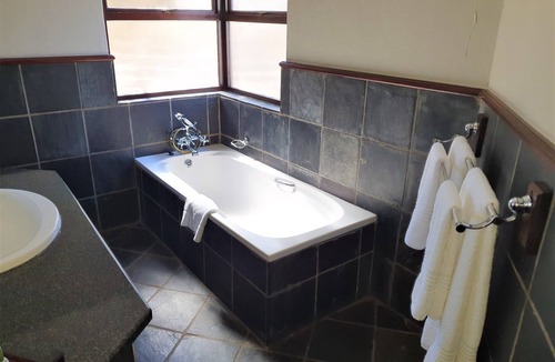 Roodeplaat Hotel | Premier Hotel Roodevalley
