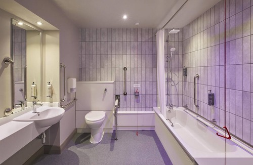Sutton Coldfield Hotel | Premier Inn Birmingham North - S.Coldfield