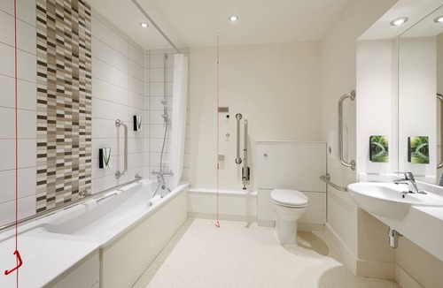 Caerphilly Hotel | Premier Inn Caerphilly Crossways