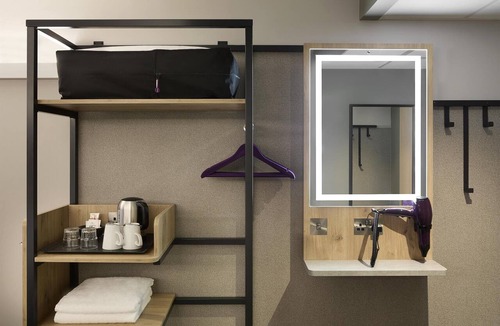 Elgin Hotel | Premier Inn Elgin