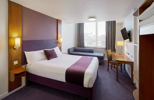 Kidderminster Hotel | Premier Inn Kidderminster