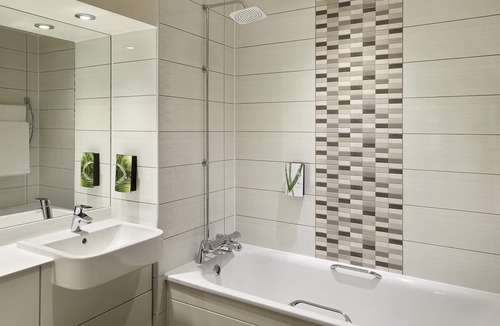 Newham Hotel | Premier Inn London Beckton