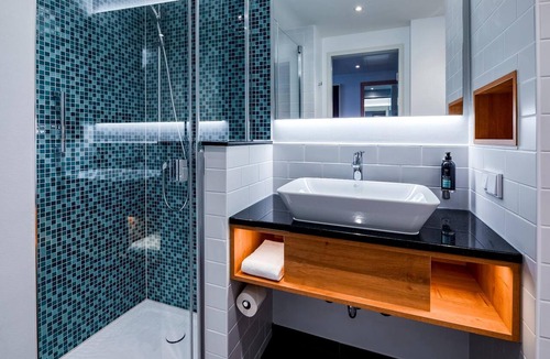 Hallbergmoos Hotel | Premier Inn München Airport Süd