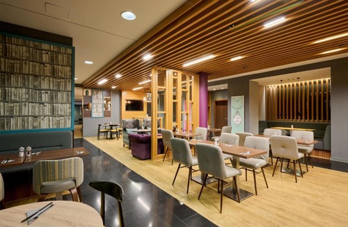 Leinfelden-Echterdingen Hotel | Premier Inn Stuttgart Airport Messe