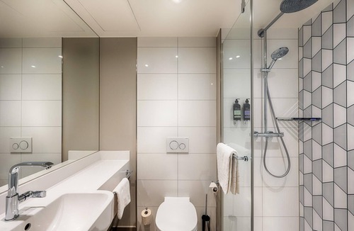 Kurpark Hotel | Premier Inn Stuttgart Bad Cannstatt