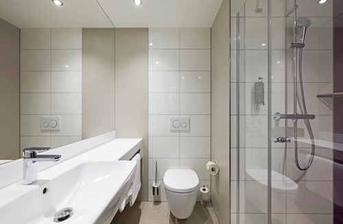 Stuttgart Hotel | Premier Inn Stuttgart Zuffenhausen