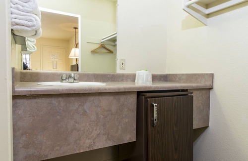 Thousand Oaks Hotel | Premier Inns Thousand Oaks