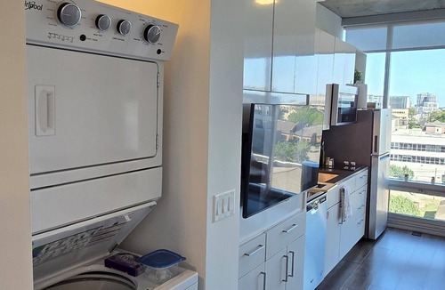 Music Row Apartment | Premier Luxe Studio Music Row Steps to Vanderbilt & Belmont Near Broadway