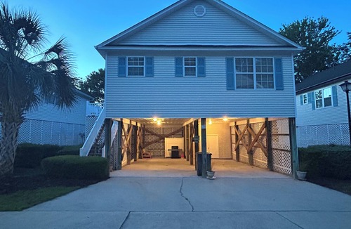 The Dunes House | Premier Myrtle Beach House-great location to beach, golf, restaurants & shopping