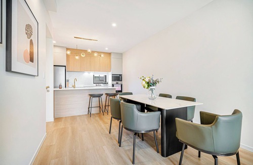 Flat Bush House | Premier Parkview 3-Bedroom House with Garage Unit 33