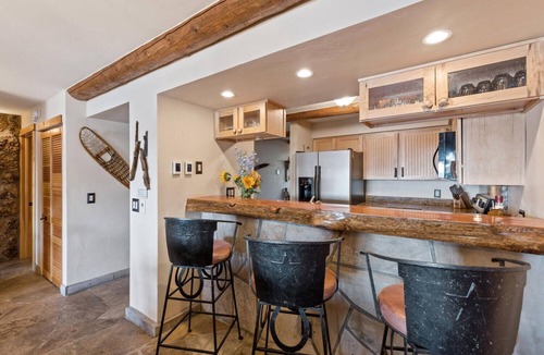 Dillon Condo | Premier Scenic Lakefront Luxury - Ski Country in the Heart of Colorado