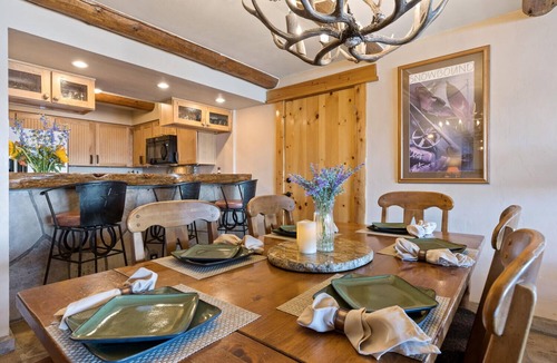 Dillon Condo | Premier Scenic Lakefront Luxury - Ski Country in the Heart of Colorado