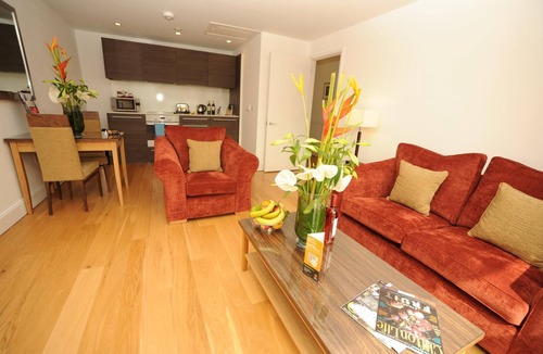 Bristol City Centre Apartment | PREMIER SUITES PLUS Bristol Cabot Circus