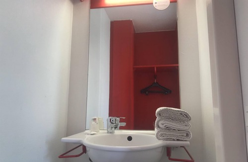 Avignon Hotel | Premiere Classe Avignon Courtine