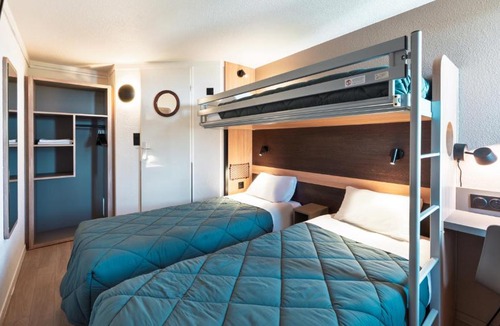 Eysines Hotel | Premiere Classe Bordeaux Eysines-Tour de Gassies