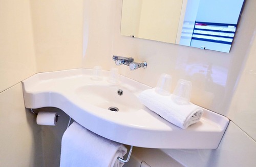 Reims Hotel | Premiere Classe Reims Sud Bezannes