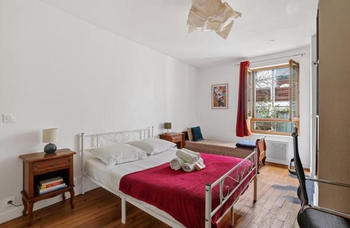 Gentilly Apartment | Premium 1BR flat with direct access to the RER B