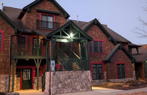 Vernon Apartment | Premium 3 Bed Top Floor Views