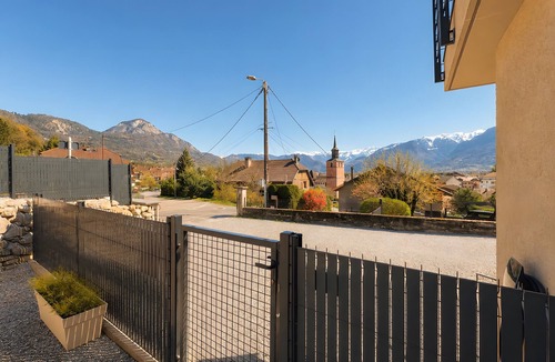 Marignier Apartment | Premium Air-Conditioned Studio – Terrace – Mountain View
