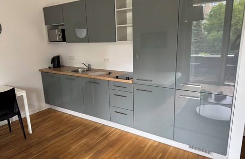 Reinickendorf Apartment | Premium apartment with central location & terrace