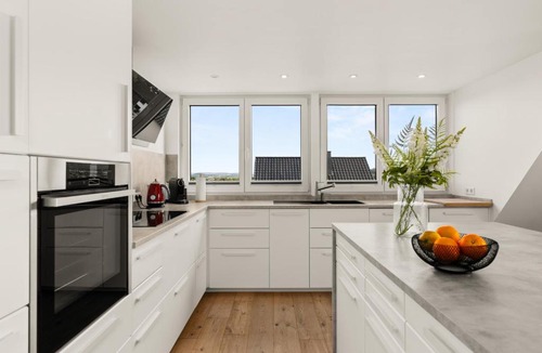 Schauenburg Apartment | Premium FeelGood Ferienhaus - 212 qm - Sauna, Garten, Terrasse & Grill - Bis zu 12 Gäste - 2 Apartments - ideal für Familien & Gruppen